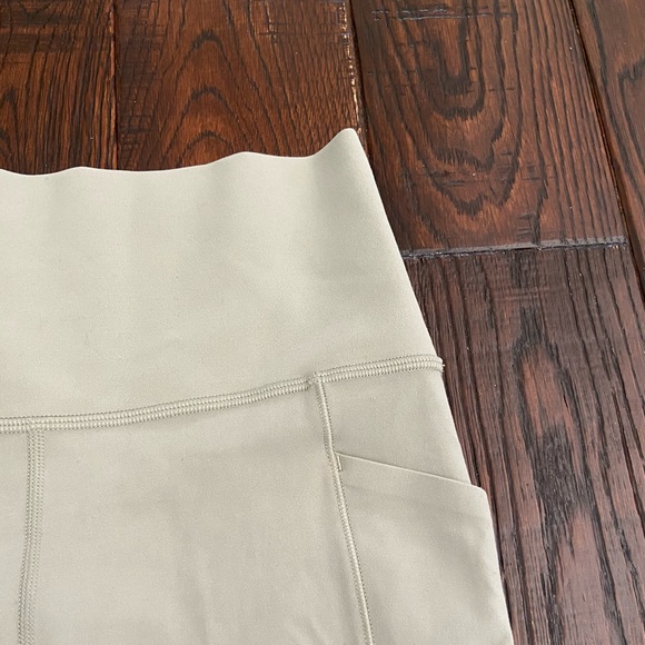 Athleta Salutation Stash Pocket II Cinch 7/8 Tight size S - Picture 9 of 14